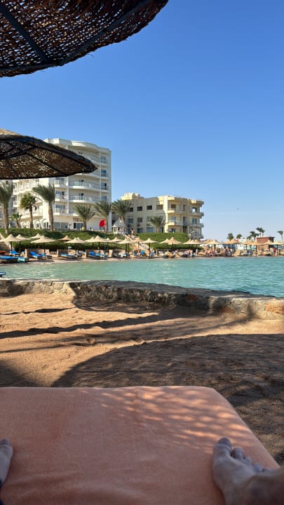 Strand Royal Star Beach Resort