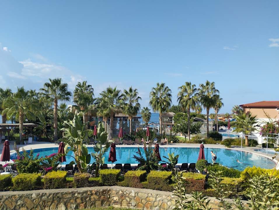 Pool Justiniano Deluxe Resort