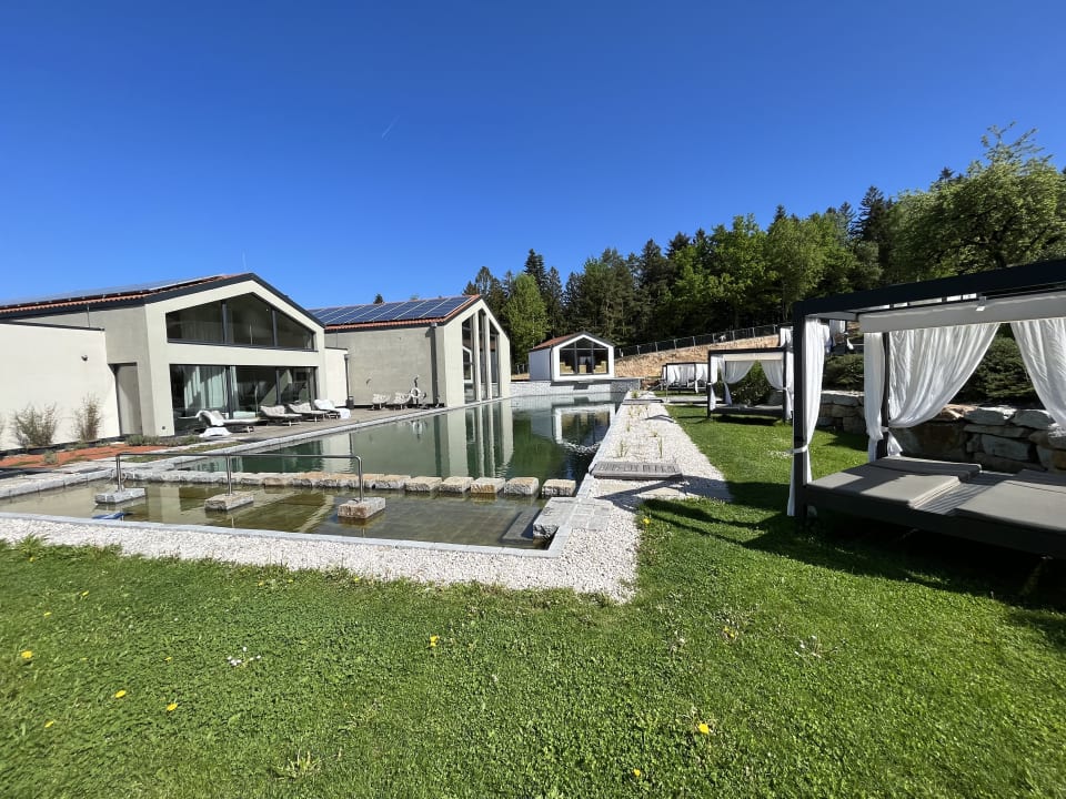 Pool ULRICHSHOF Nature · Family · Design