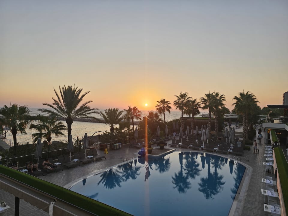 Pool Aria Resort & Spa
