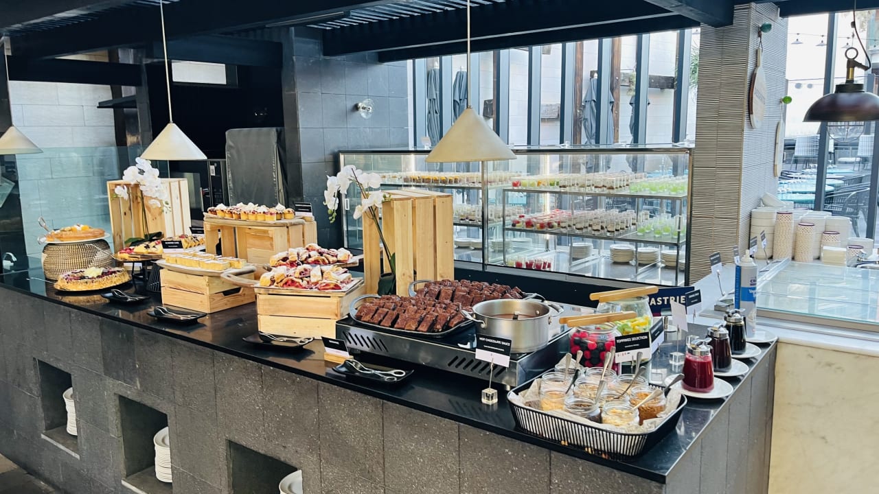 Gastro Salobre Hotel Resort & Serenity