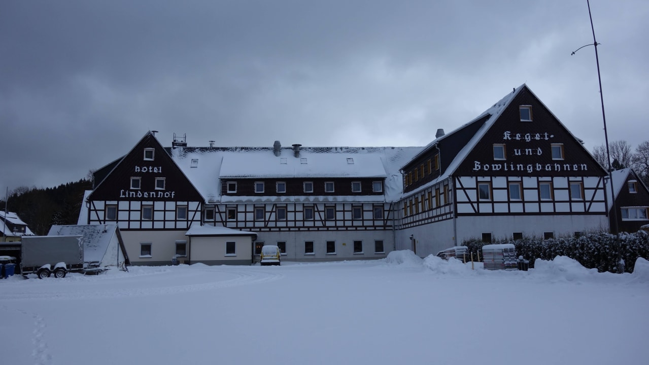 Rückseite Naturhotel Lindenhof
