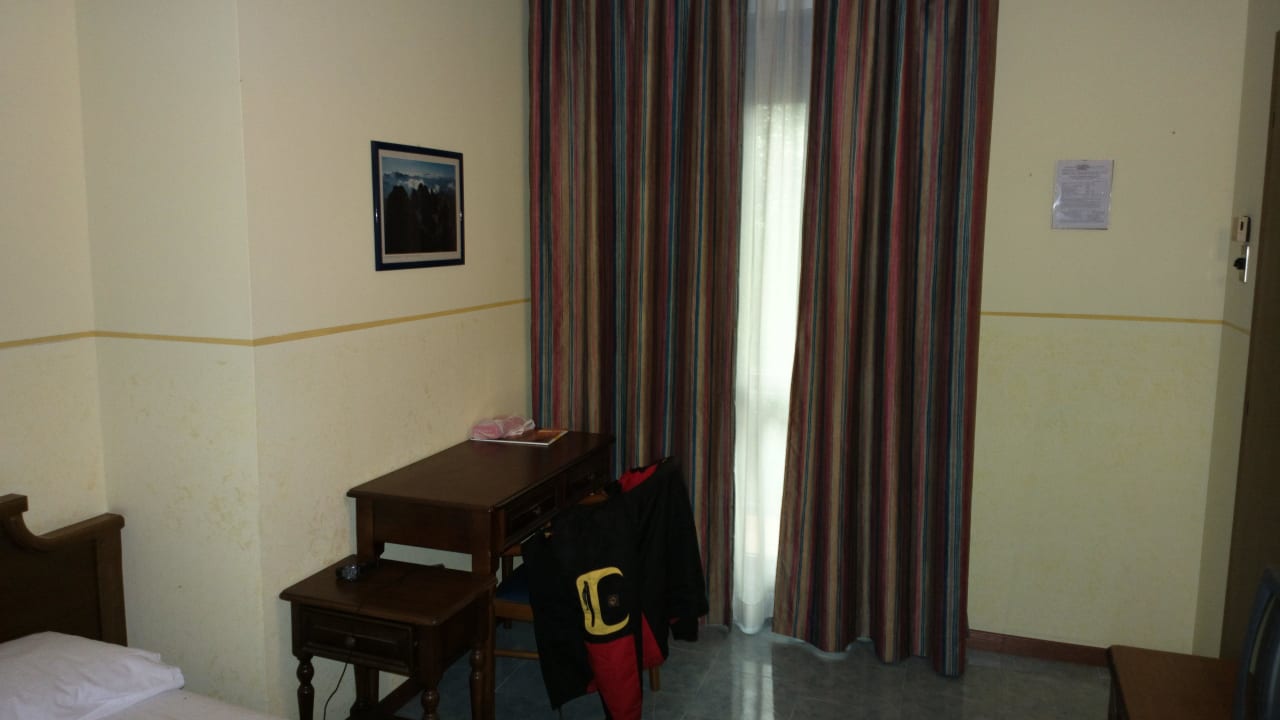 Richtung Fenster Residenza Panorama