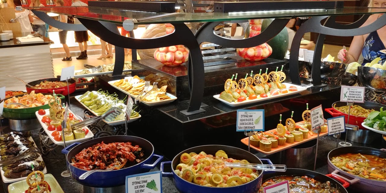 Gastro Limak Lara Deluxe Hotel & Resort