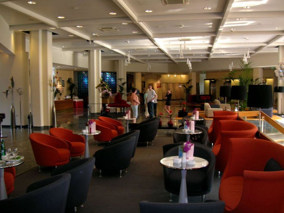 Eingangshalle Eden Hotel by Maistra Collection