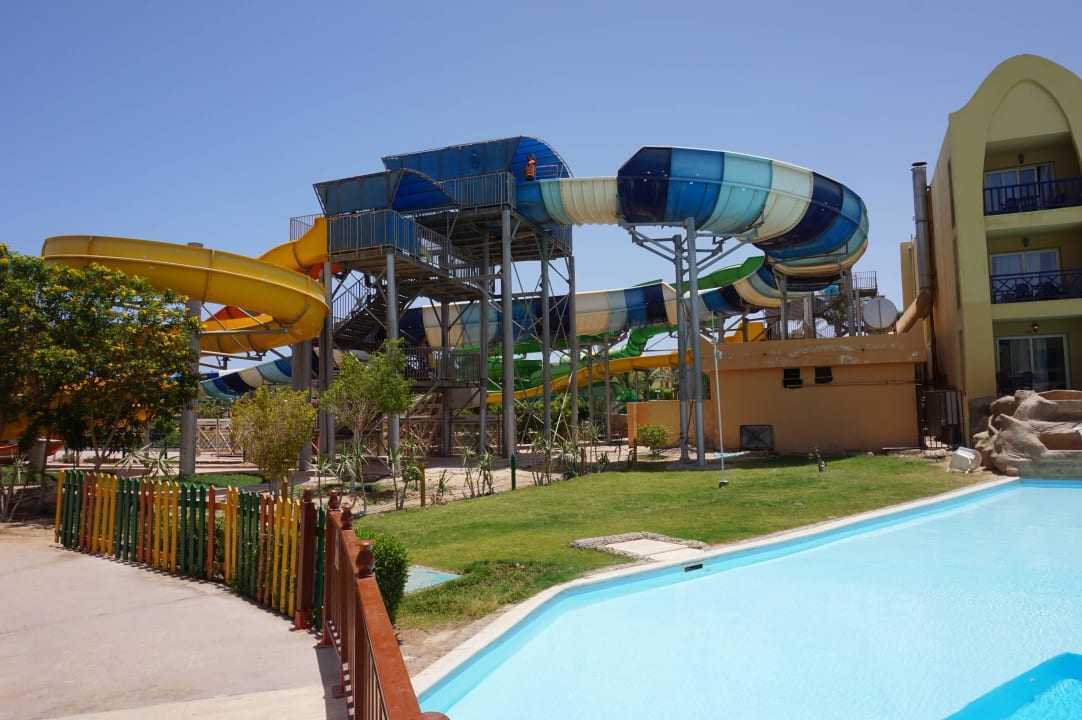 Aqua Park Titanic Beach Spa & Aqua Park