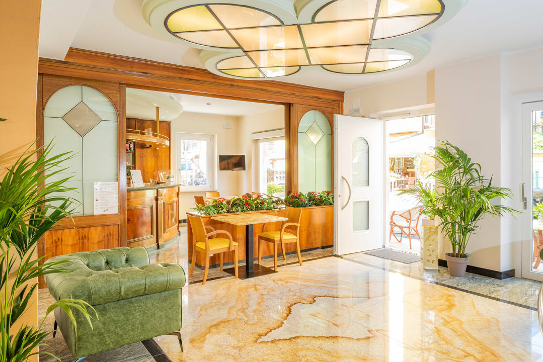 Lobby Hotel Centrale Garda