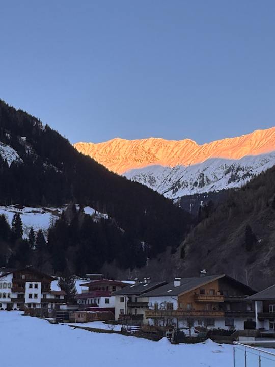Außenansicht Alpenhotel Kindl