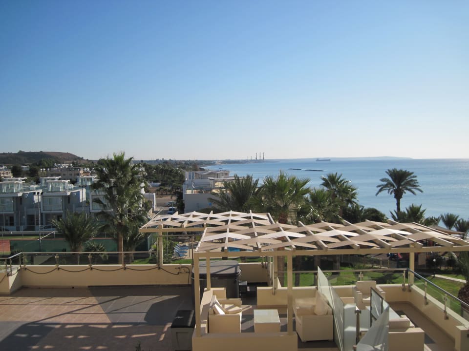 Ausblick The Golden Bay Beach Hotel
