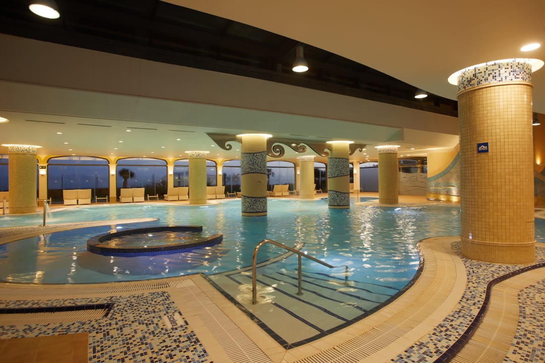 Pool Secrets Bahia Real Resort & SPA