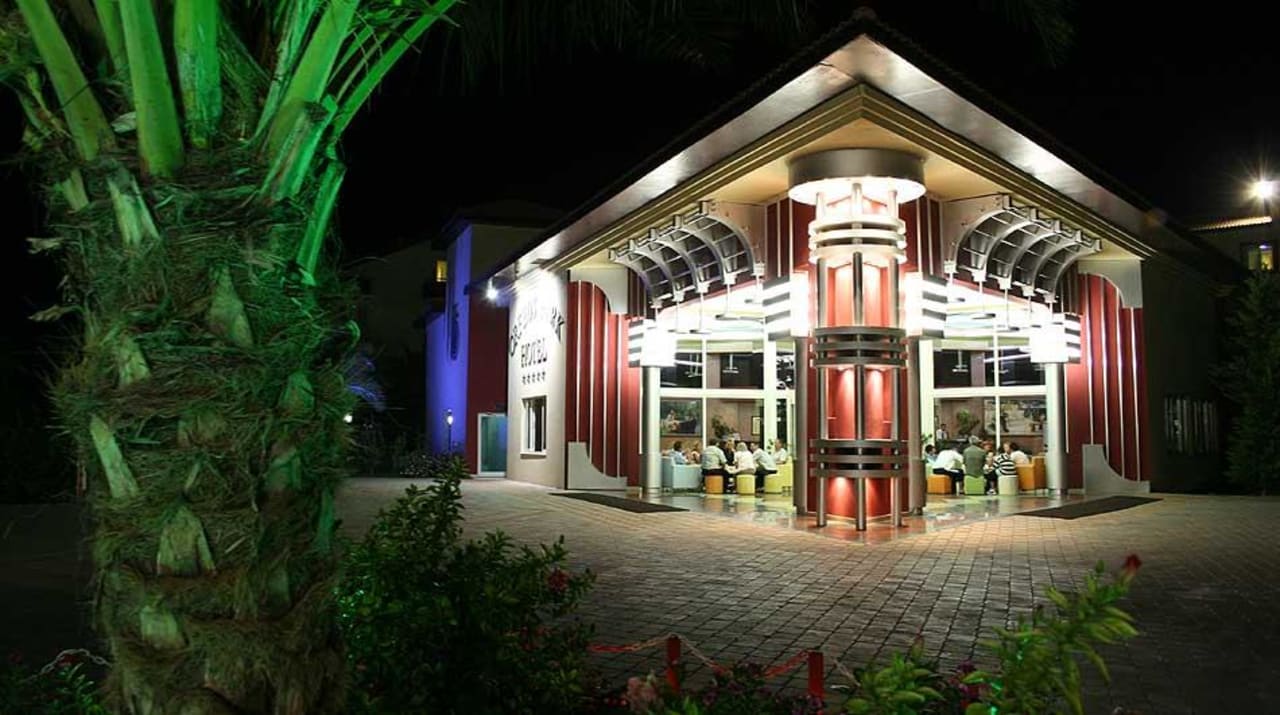 Eingangsbereich Hotel Orfeus Park