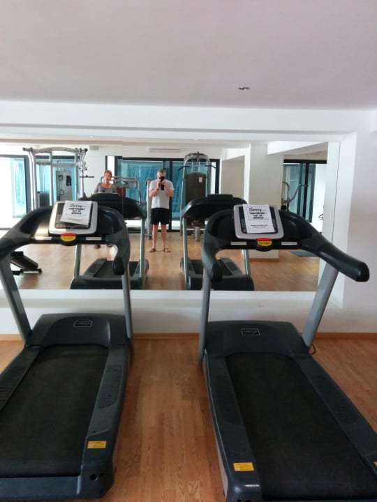 Defekte Sportgeräte im Fitnessraum TUI BLUE Oceanis Beach and Spa Resort