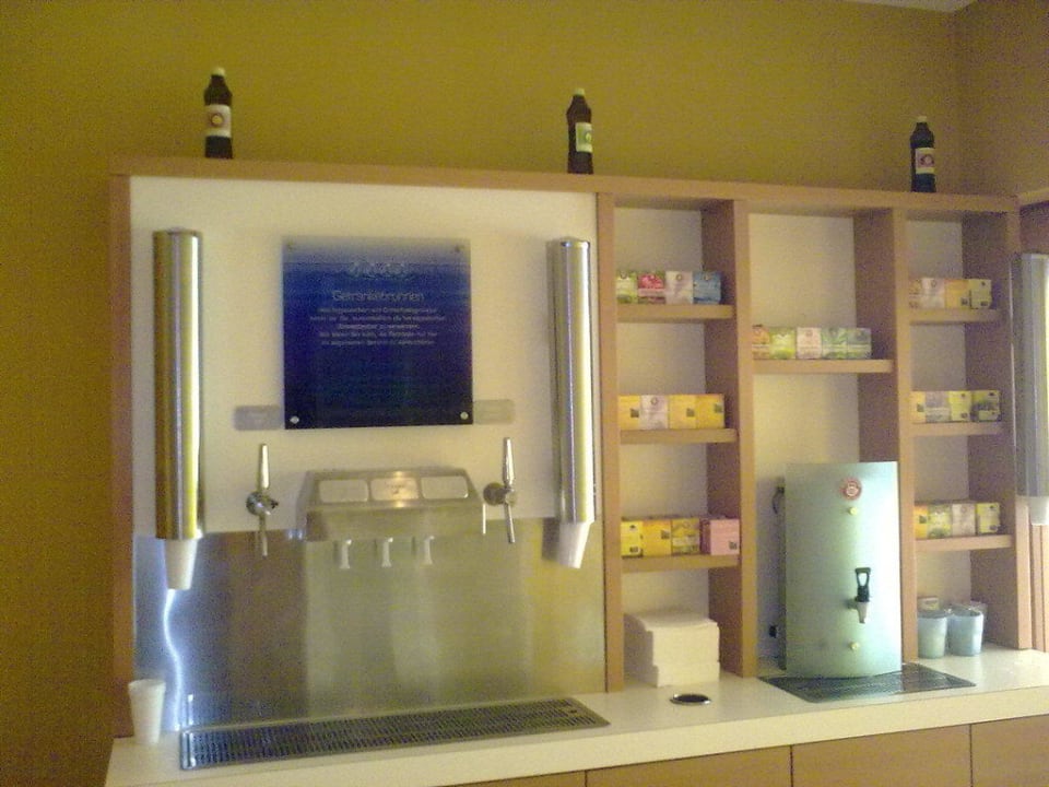 Getränkebrunnen im Wellnessbereich Galtenberg - Family & Wellness Resort