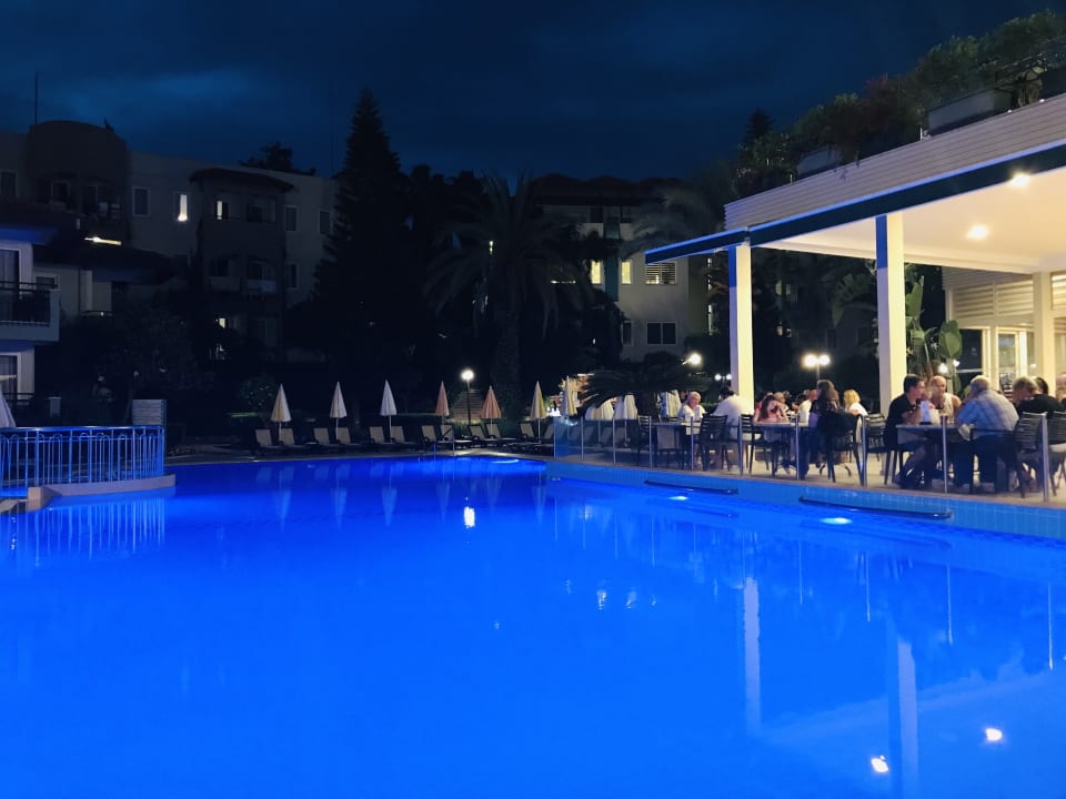 Pool Hotel Gardenia Beach