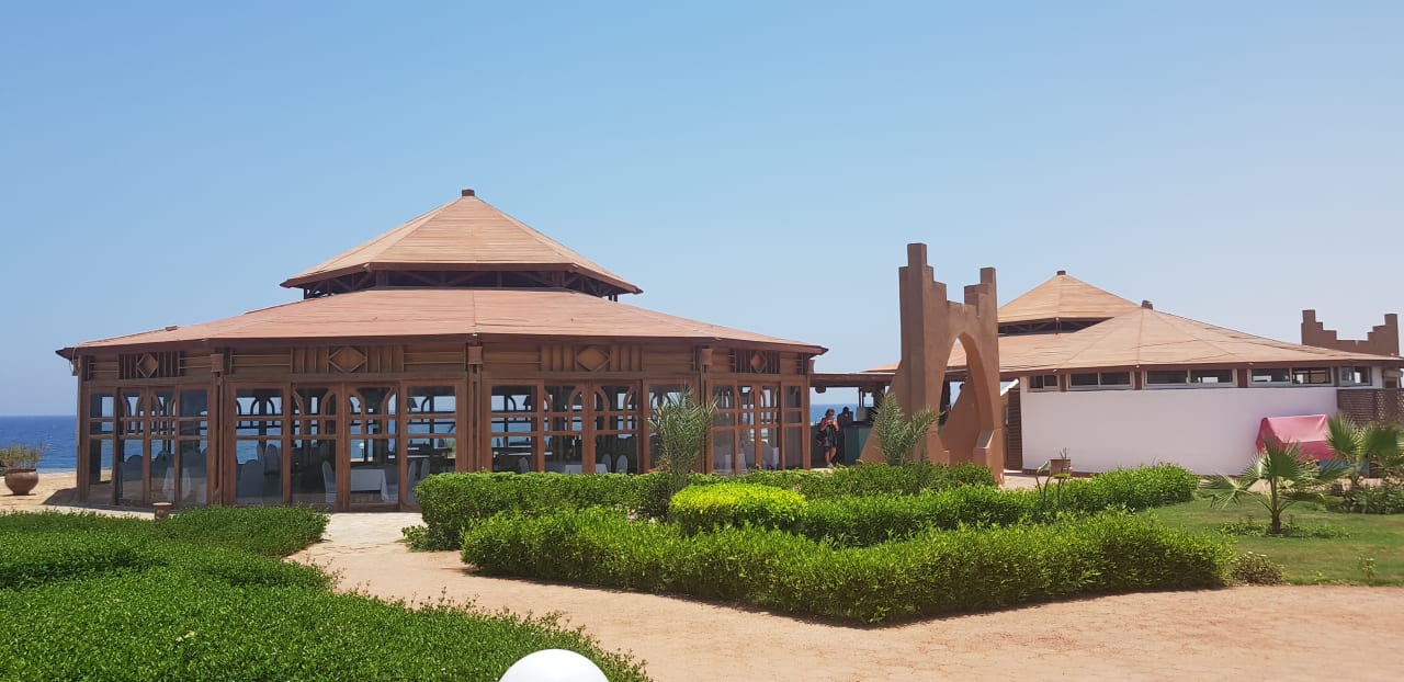 Gastro Three Corners Equinox Beach Resort