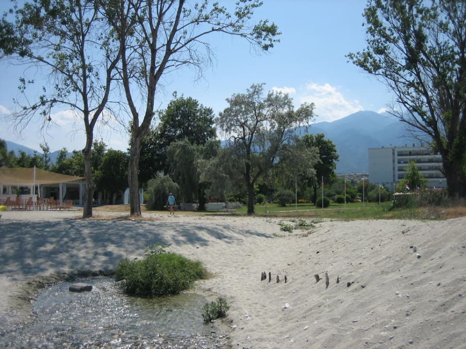 Strand mit Quelle Olympian Bay Grand Resort
