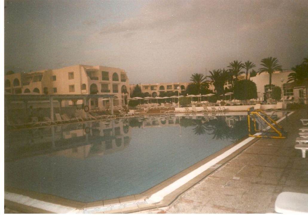 Kleiner Pool El Mouradi Club Kantaoui