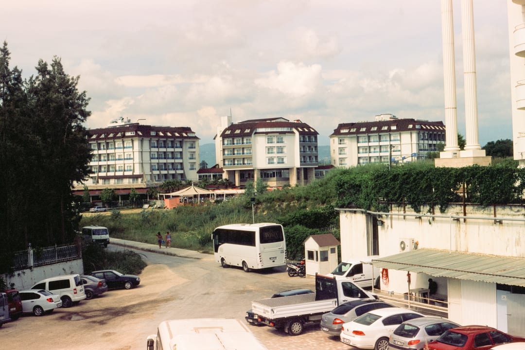 Außenansicht Ramada Resort by Wyndham Side