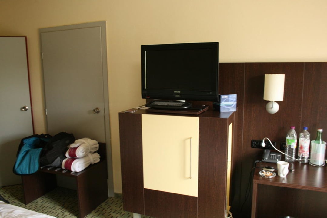 Bar und TV Grand Hotel Bregenz - Mgallery