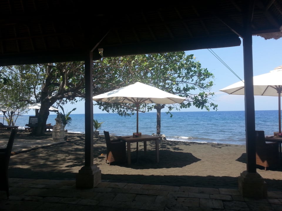 Man kann auch bei Ebbe baden! Hotel Matahari Beach Resort & Spa