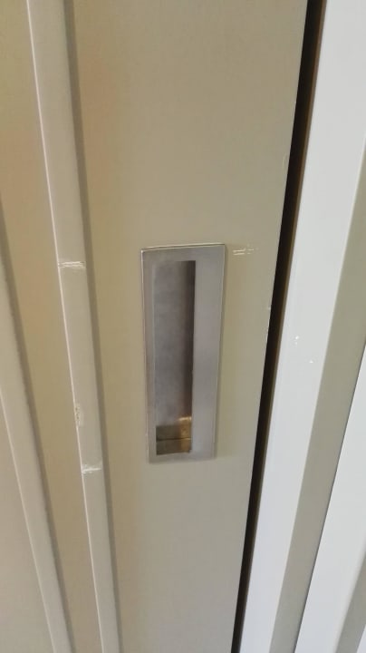 Side Crown Charm Palace  Well Palace Side