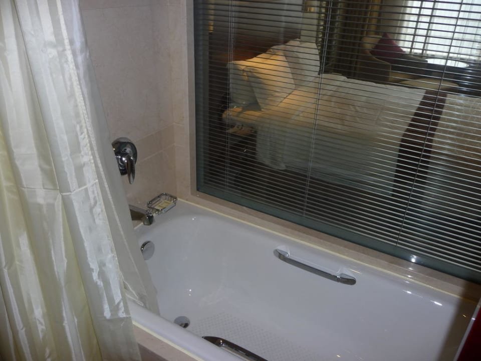 Badezimmer Radisson Blu Hotel Shanghai New World