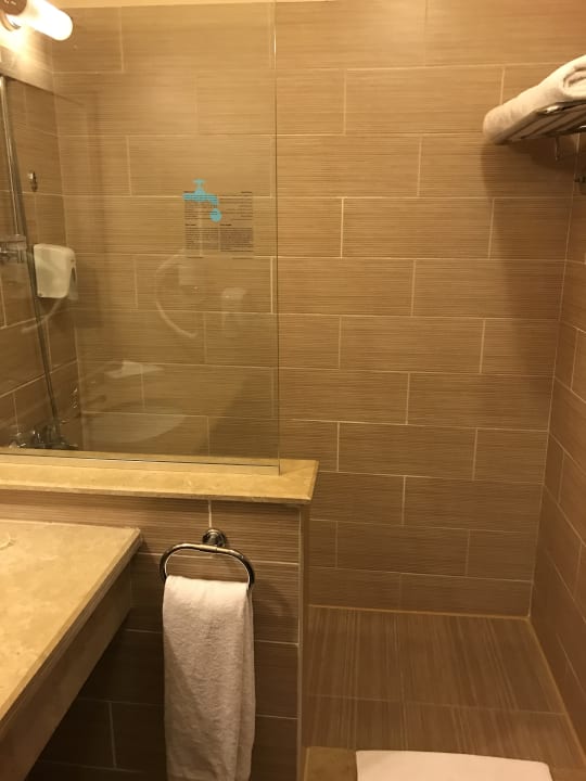 Zimmer Jaz Dar EL Madina