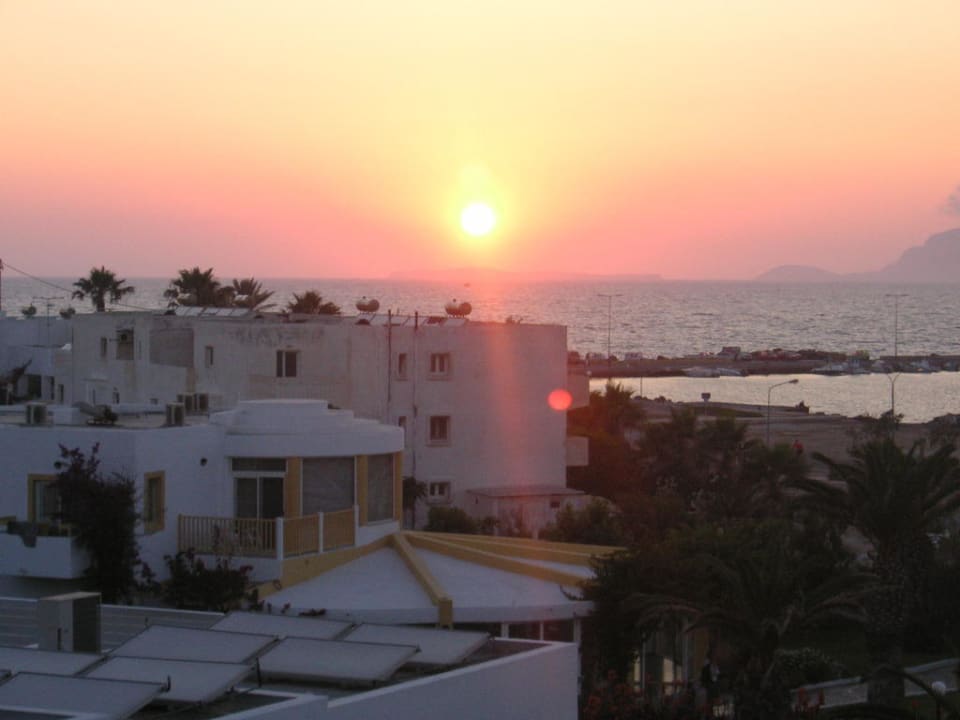 Sonnenuntergang beim Abendessen Mastichari Bay Hotel
