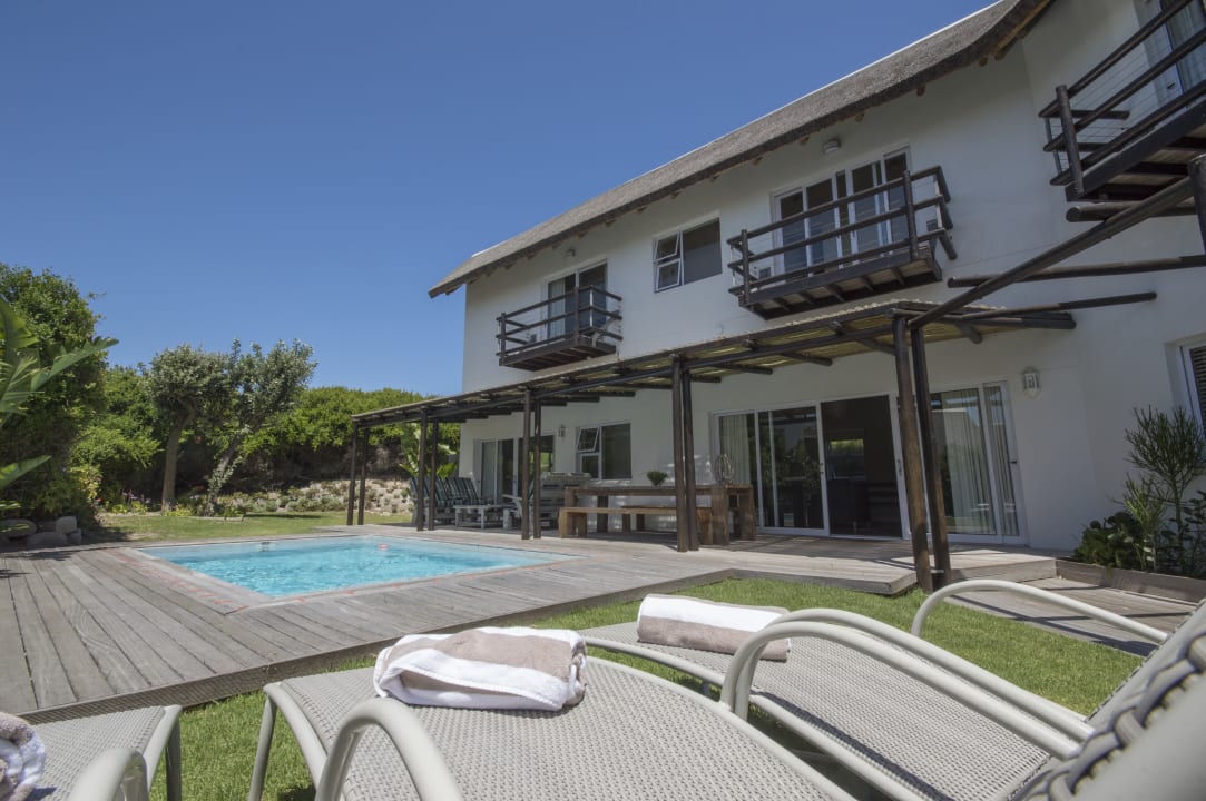 Pool Cape St. Francis Resort