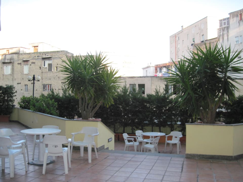 Terrasse Ibis Styles Napoli Garibaldi