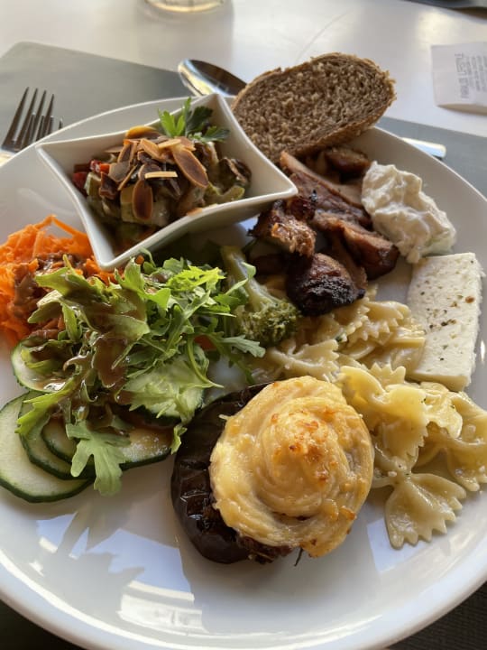 Gastro Paralos Lifestyle Beach