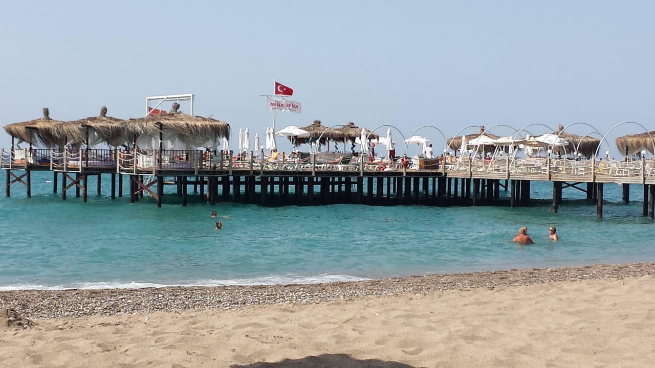 Strand und Steg-Bar Hotel Club Nena