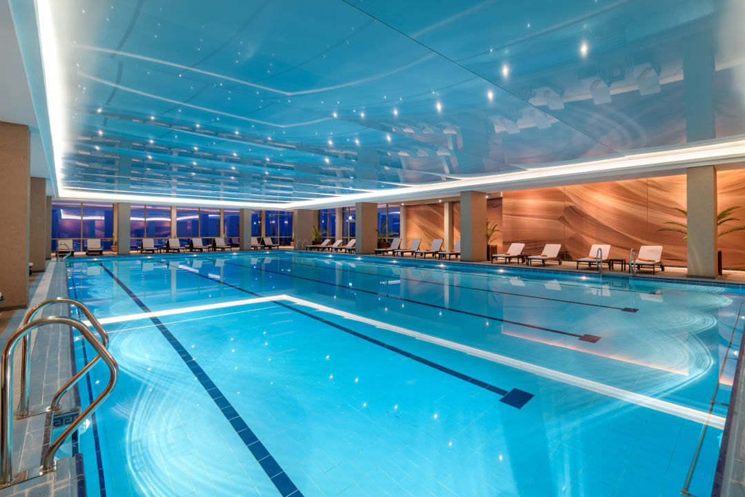 Pool Hotel Palace, Sunny Day Resort