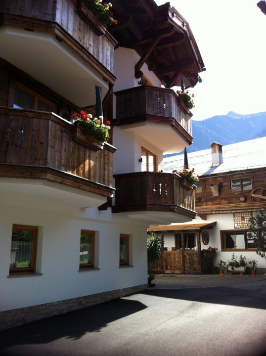 Auf das Hotel Alpenresort Thanner