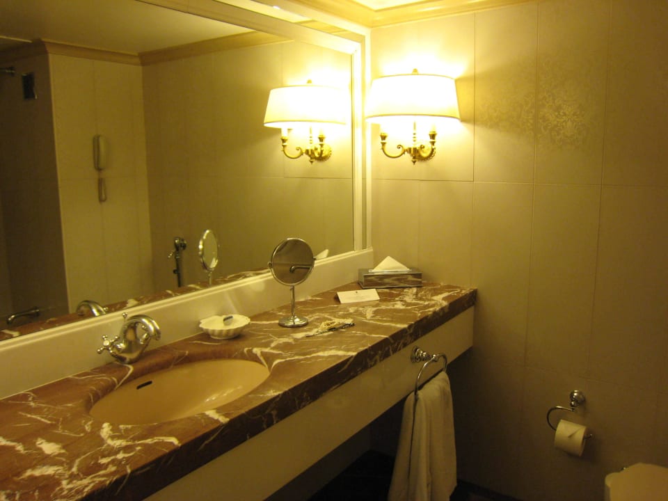 Bad Hotel Royal Olympic