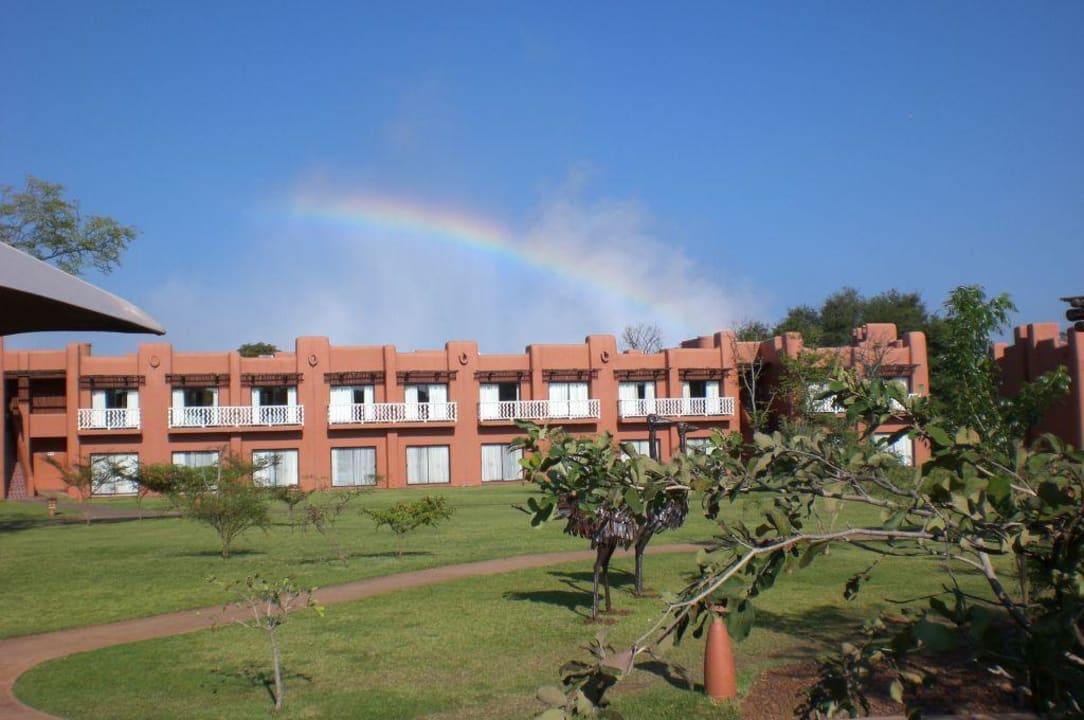 Außenansicht der Zimmer AVANI Victoria Falls Resort