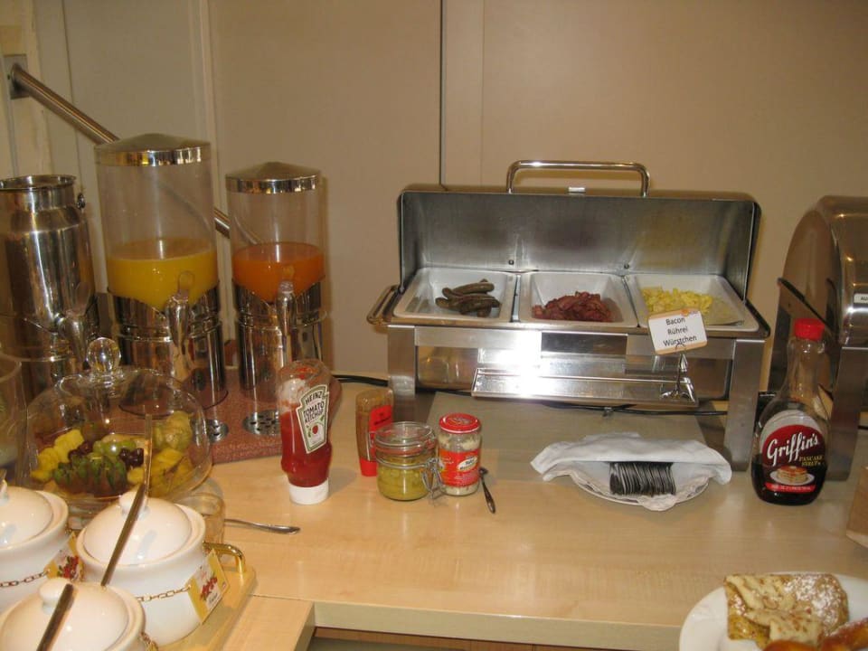Frühstücksbüffet BLOCK Hotel & Living