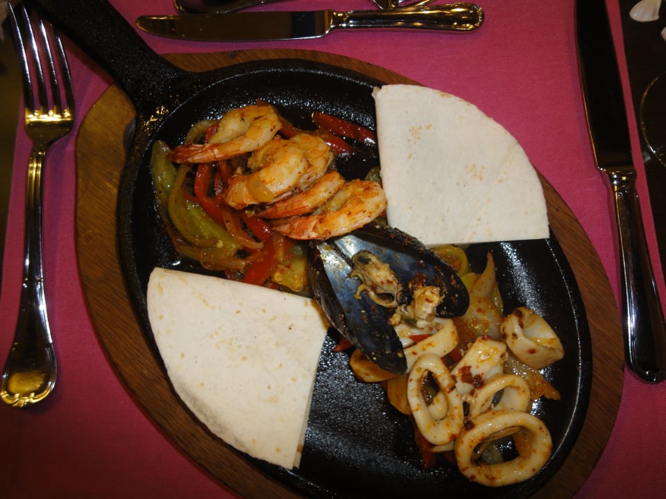 Hauptspeise Mexikaner Sunis Evren Beach Resort Hotel & Spa