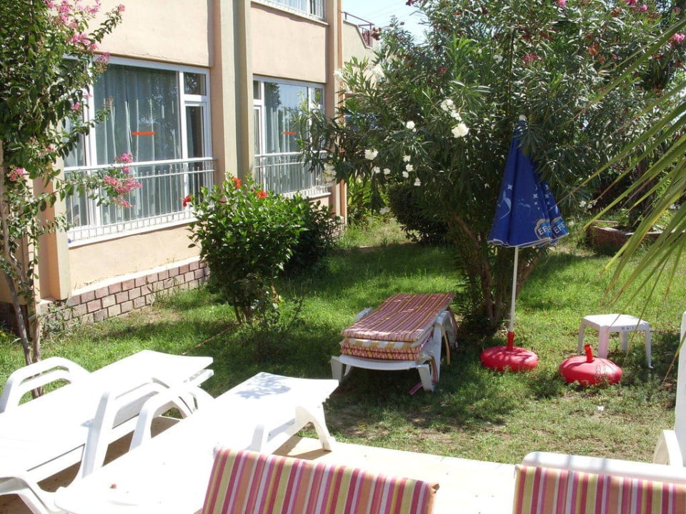 Lagerbereich für Liegen und Auflagen New Garden Hotel Side