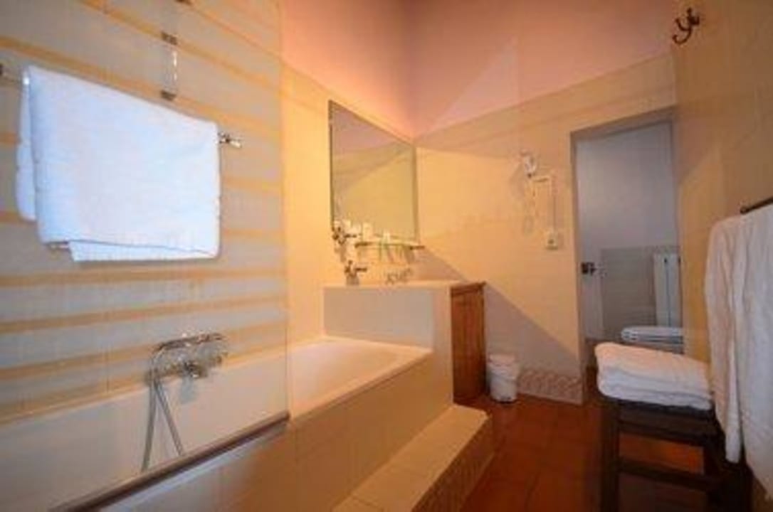 Sala da Bagno nella Villa Storica Hotel Villa Rinascimento