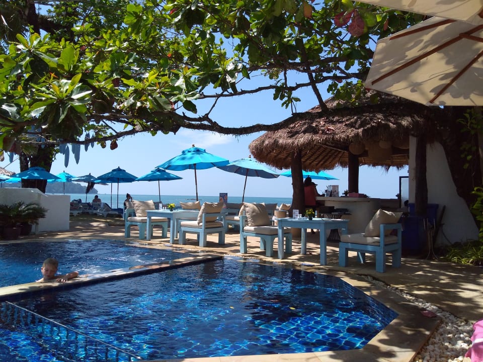 Pool Ocean Breeze Resort