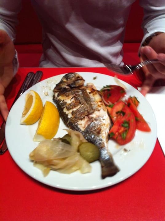 Gegrillter Fisch Hotel SU & Aqualand