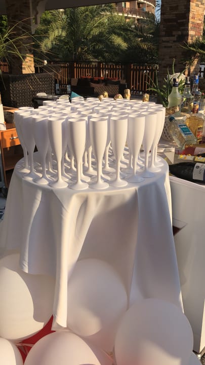 Gastro Quattro Beach Spa & Resort