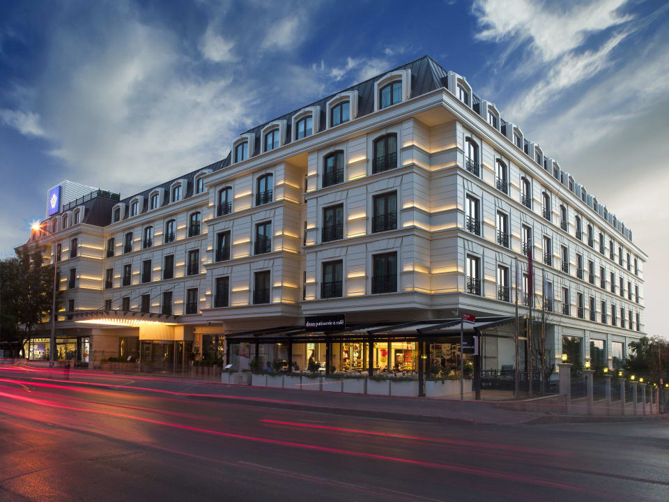 Exterior view Wyndham Grand Istanbul Kalamis Marina Hotel