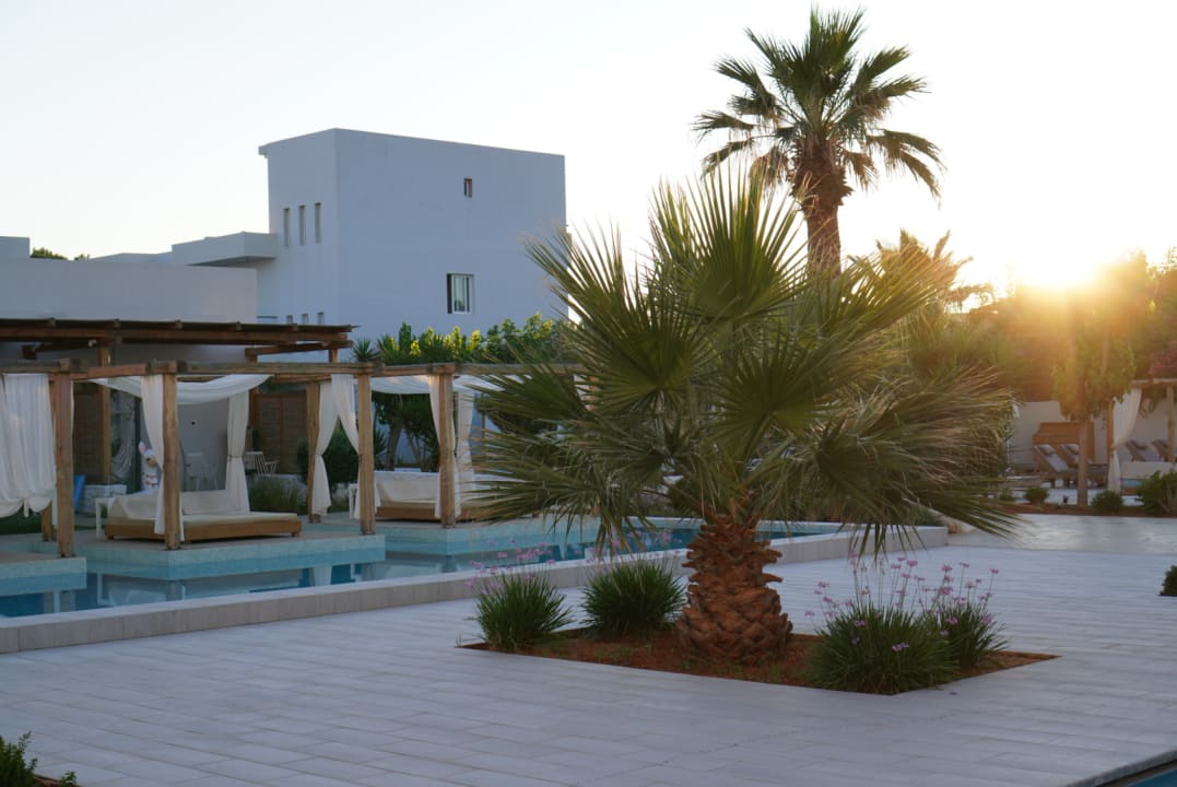 Zimmer Paralos Lifestyle Beach