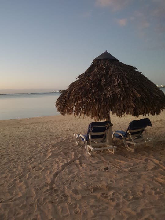 Strand Residencial Don Juan IV