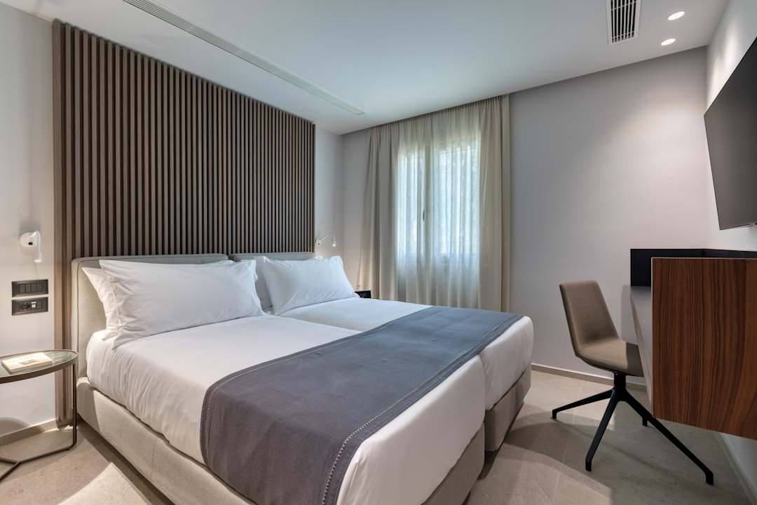 Zimmer Neptune Luxury Resort