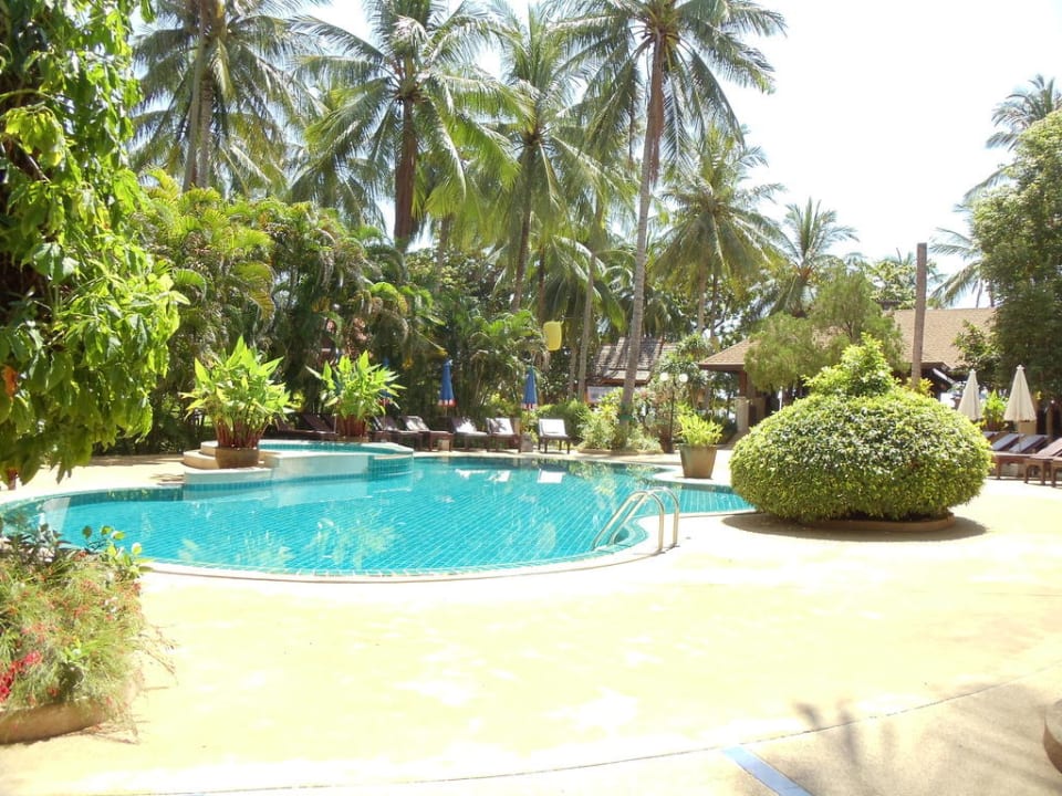 Unterer Pool The Fair House Beach Resort