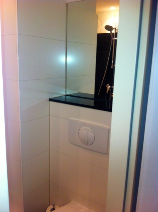 Badezimmer Motel One Hamburg-Alster