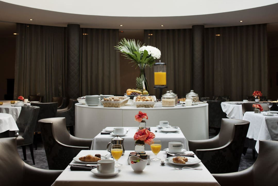 Buffet petit déjeuner Hotel Burdigala